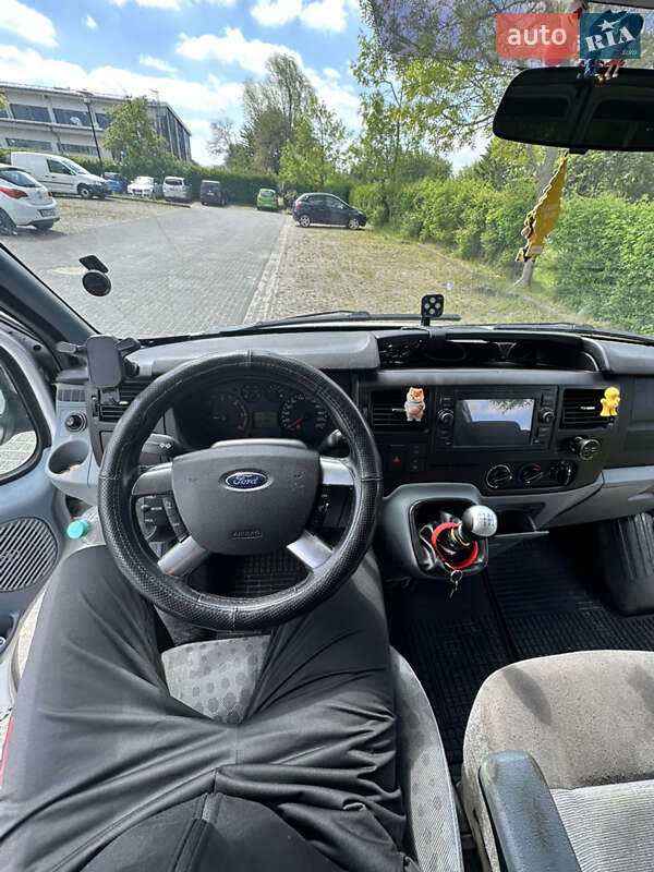 Микроавтобус Ford Transit 2011 в Львове