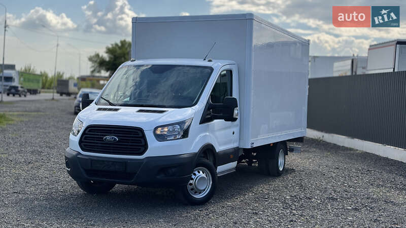 Вантажний фургон Ford Transit 2019 в Луцьку