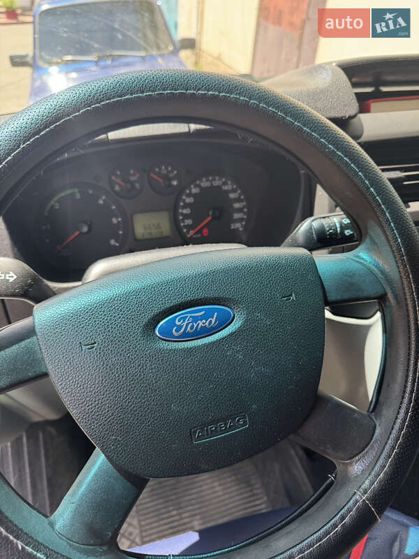 Вантажний фургон Ford Transit 2007 в Києві