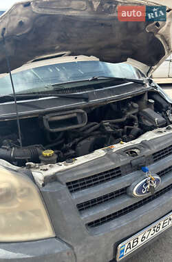 Грузовой фургон Ford Transit 2007 в 