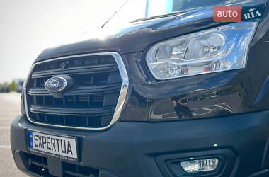 Вантажний фургон Ford Transit 2020 в 