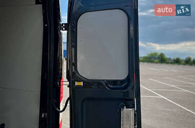 Вантажний фургон Ford Transit 2020 в 