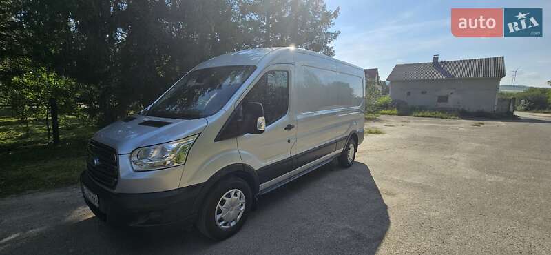 Грузовой фургон Ford Transit 2016 в Старом Самборе