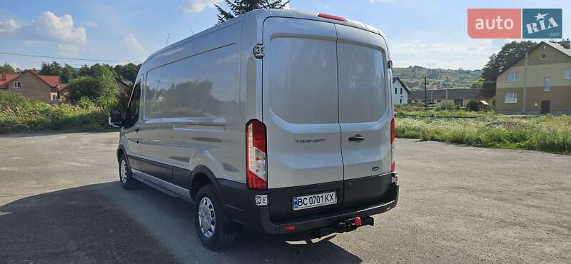 Грузовой фургон Ford Transit 2016 в Старом Самборе