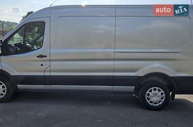 Грузовой фургон Ford Transit 2016 в 