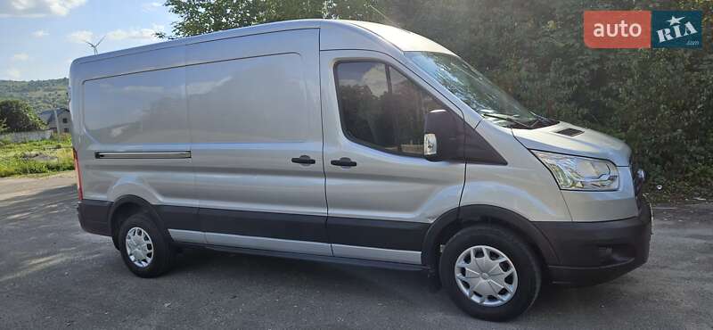Грузовой фургон Ford Transit 2016 в Старом Самборе