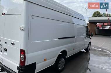 Грузовой фургон Ford Transit 2013 в 