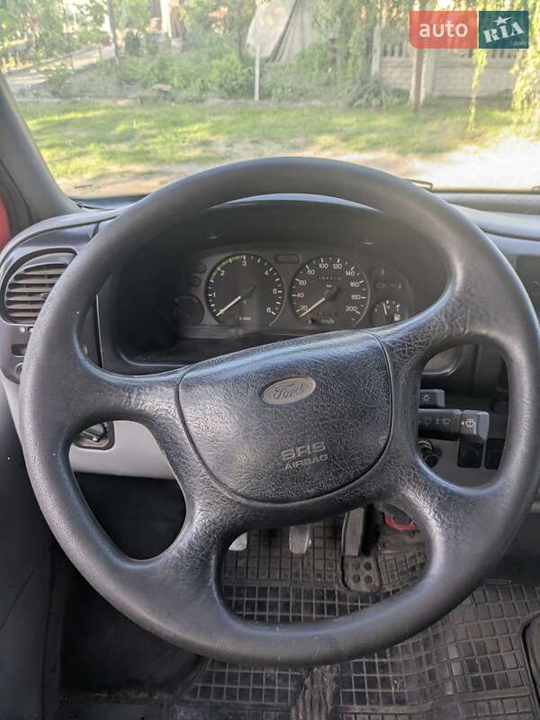 Вантажопасажирський фургон Ford Transit 1995 в Кременчуці