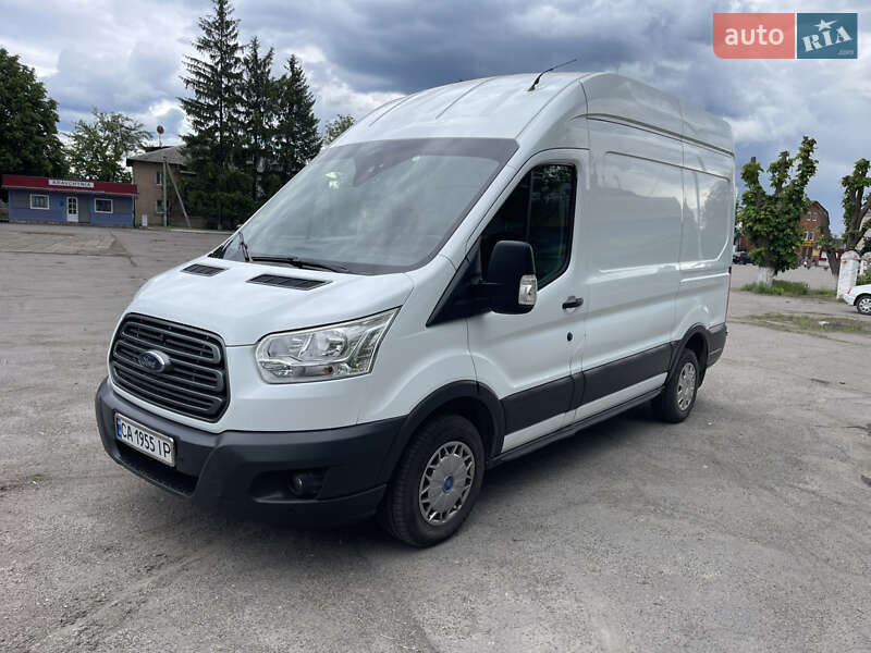 Грузовой фургон Ford Transit 2018 в 