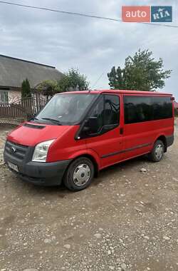 Грузопассажирский фургон Ford Transit 2013 в Калуше
