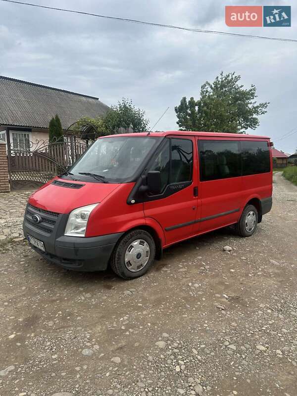 Грузопассажирский фургон Ford Transit 2013 в 