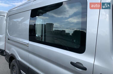 Вантажний фургон Ford Transit 2022 в 