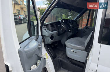Мікроавтобус Ford Transit 2012 в 