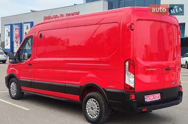 Грузовой фургон Ford Transit 2020 в 