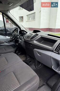 Грузовой фургон Ford Transit 2017 в 