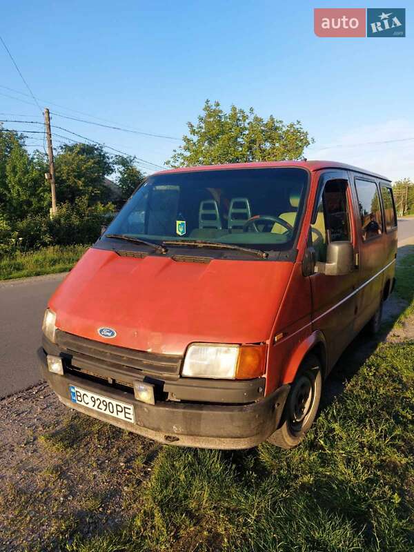 Вантажопасажирський фургон Ford Transit 1989 в Вінниці