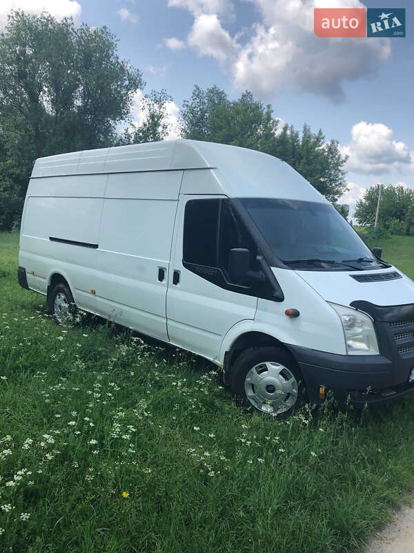 Ford Transit 2012