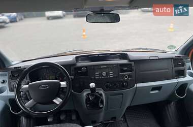 Минивэн Ford Transit 2011 в 