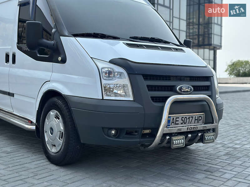 Грузовой фургон Ford Transit 2010 в Днепре