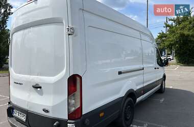 Грузовой фургон Ford Transit 2015 в 