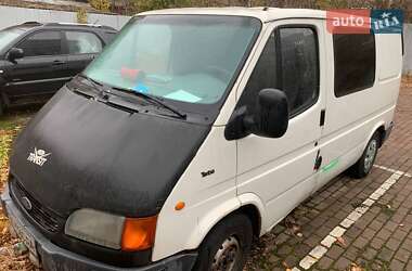 Грузопассажирский фургон Ford Transit 1996 в 