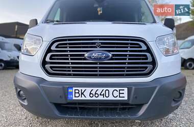 Микроавтобус Ford Transit 2015 в 