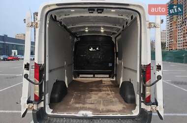 Грузопассажирский фургон Ford Transit 2015 в 
