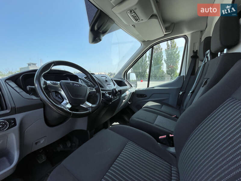 Вантажний фургон Ford Transit 2018 в Києві