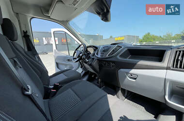Грузовой фургон Ford Transit 2018 в 
