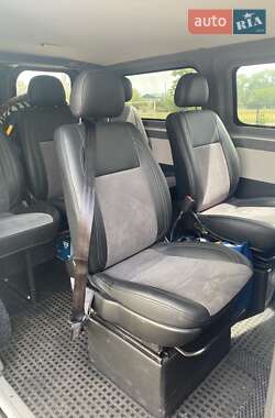 Мінівен Ford Transit 2016 в 