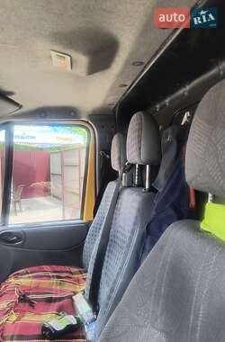 Грузовой фургон Ford Transit 2005 в 