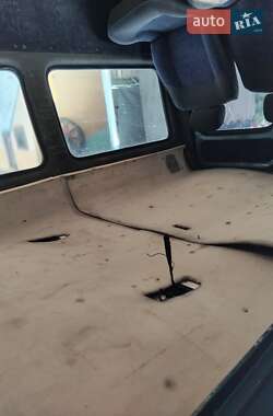 Грузовой фургон Ford Transit 1996 в 