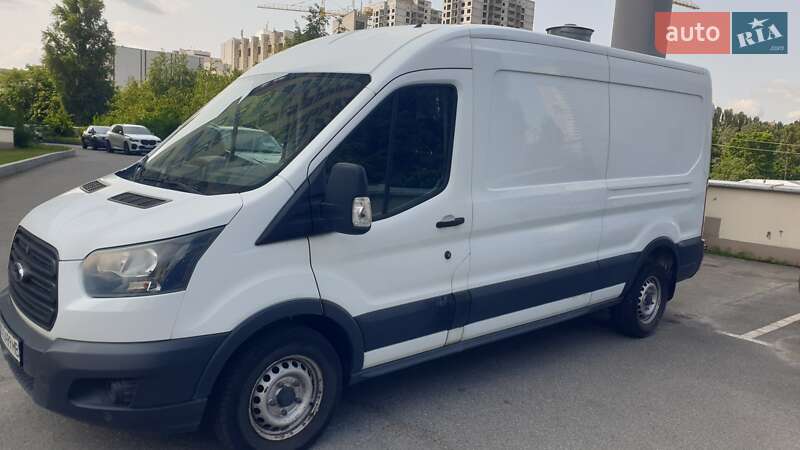 Вантажний фургон Ford Transit 2017 в 