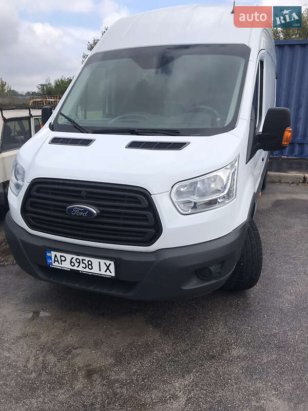 Вантажний фургон Ford Transit 2015 в 
