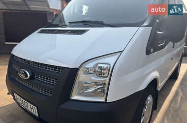 Вантажний фургон Ford Transit 2013 в Києві