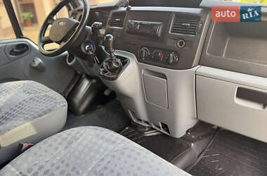 Грузовой фургон Ford Transit 2013 в 