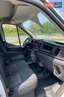 Вантажний фургон Ford Transit 2019 в 