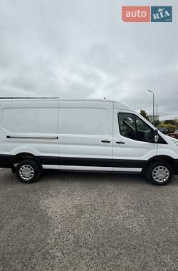 Грузовой фургон Ford Transit 2020 в 