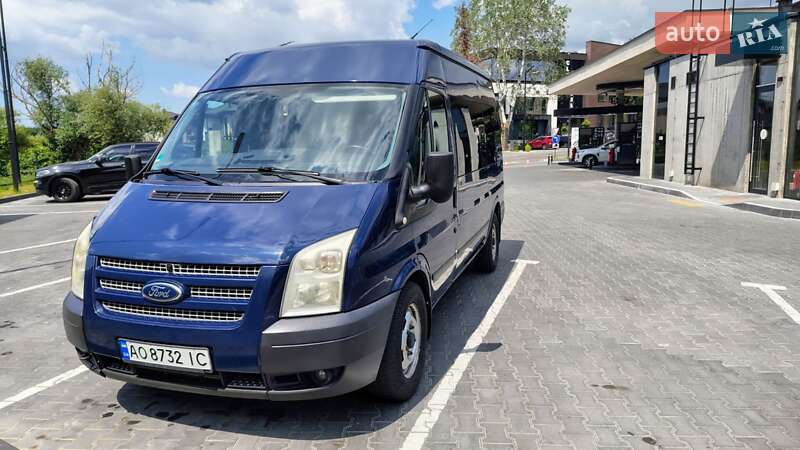 Ford Transit 2011