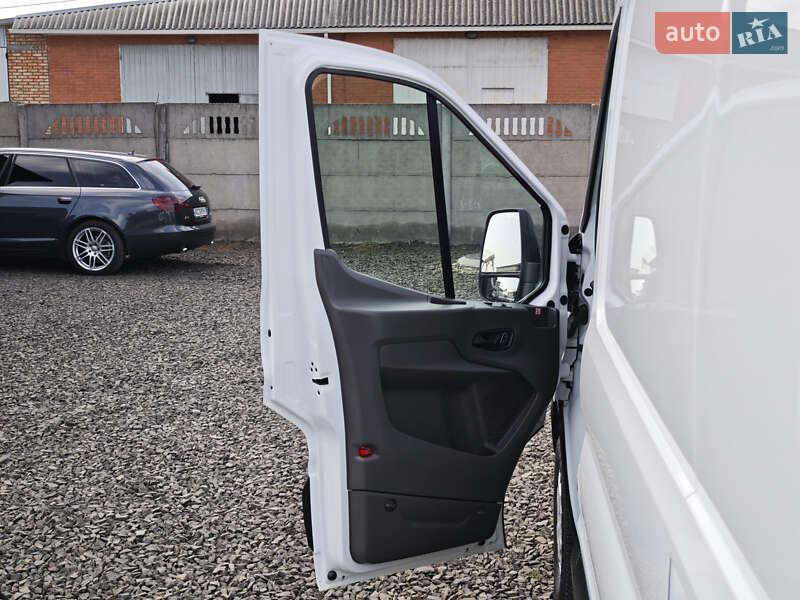 Грузовой фургон Ford Transit 2020 в Луцке