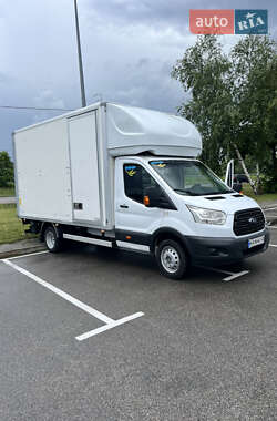 Грузовой фургон Ford Transit 2015 в 