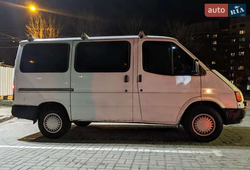 Мікроавтобус Ford Transit 1988 в Дніпрі