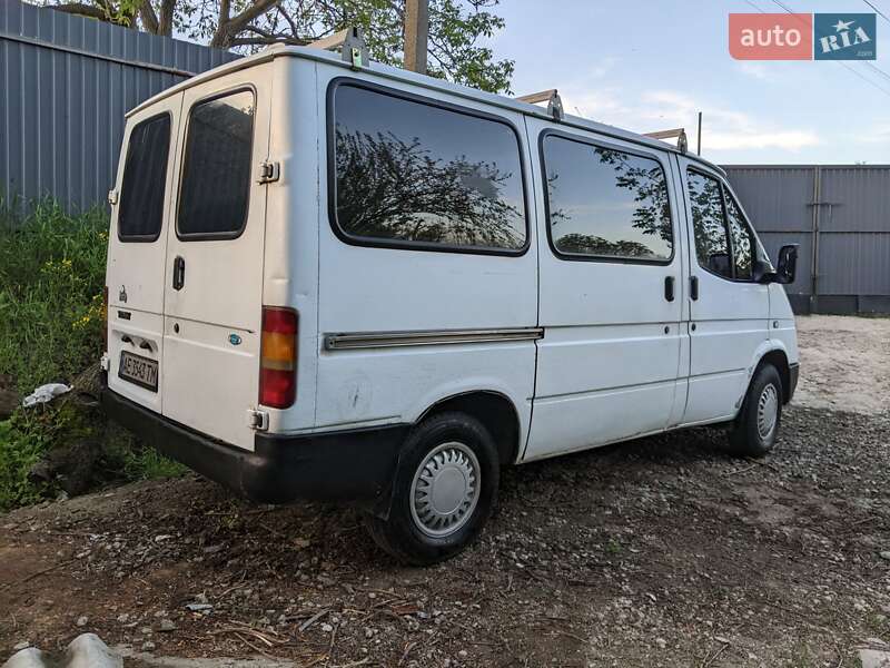 Мікроавтобус Ford Transit 1988 в Дніпрі