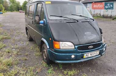 Микроавтобус Ford Transit 2000 в Покровском