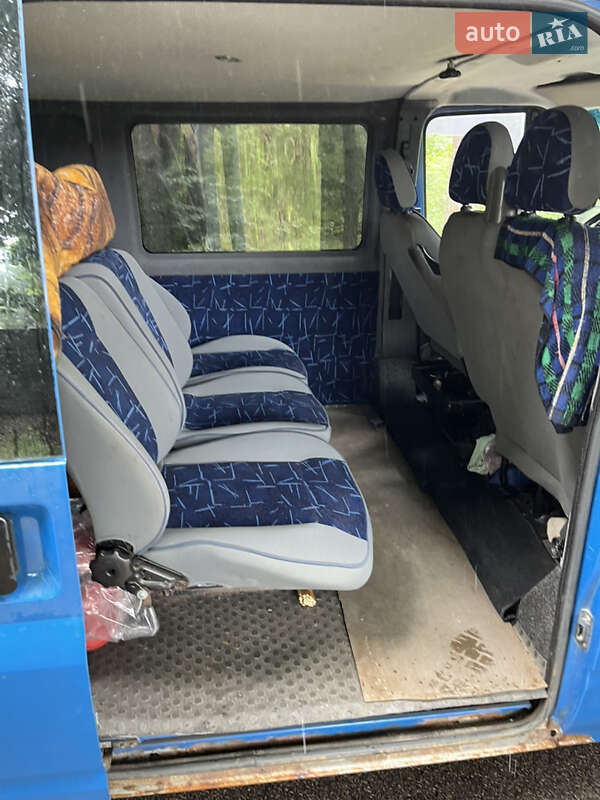 Грузопассажирский фургон Ford Transit 2003 в Броварах фото 2 Грузопассажирский фургон Ford Transit 2003 в Броварах