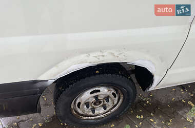 Грузопассажирский фургон Ford Transit 2005 в 
