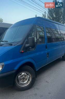 Микроавтобус Ford Transit 2001 в 