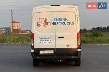 Вантажний фургон Ford Transit 2017 в 