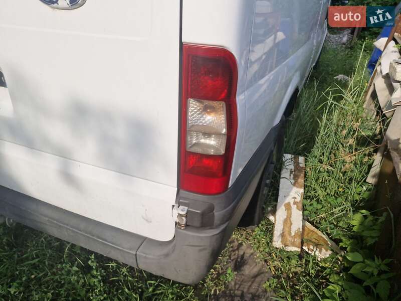 Вантажопасажирський фургон Ford Transit 2012 в Харкові