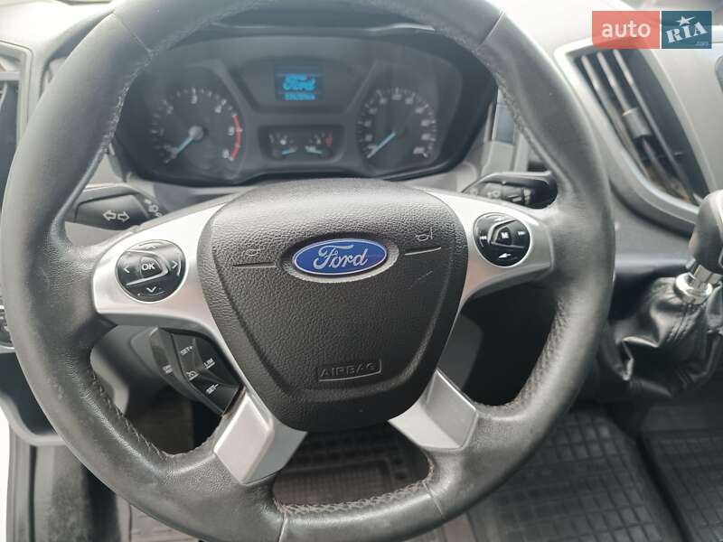 Грузовой фургон Ford Transit 2014 в Белополье